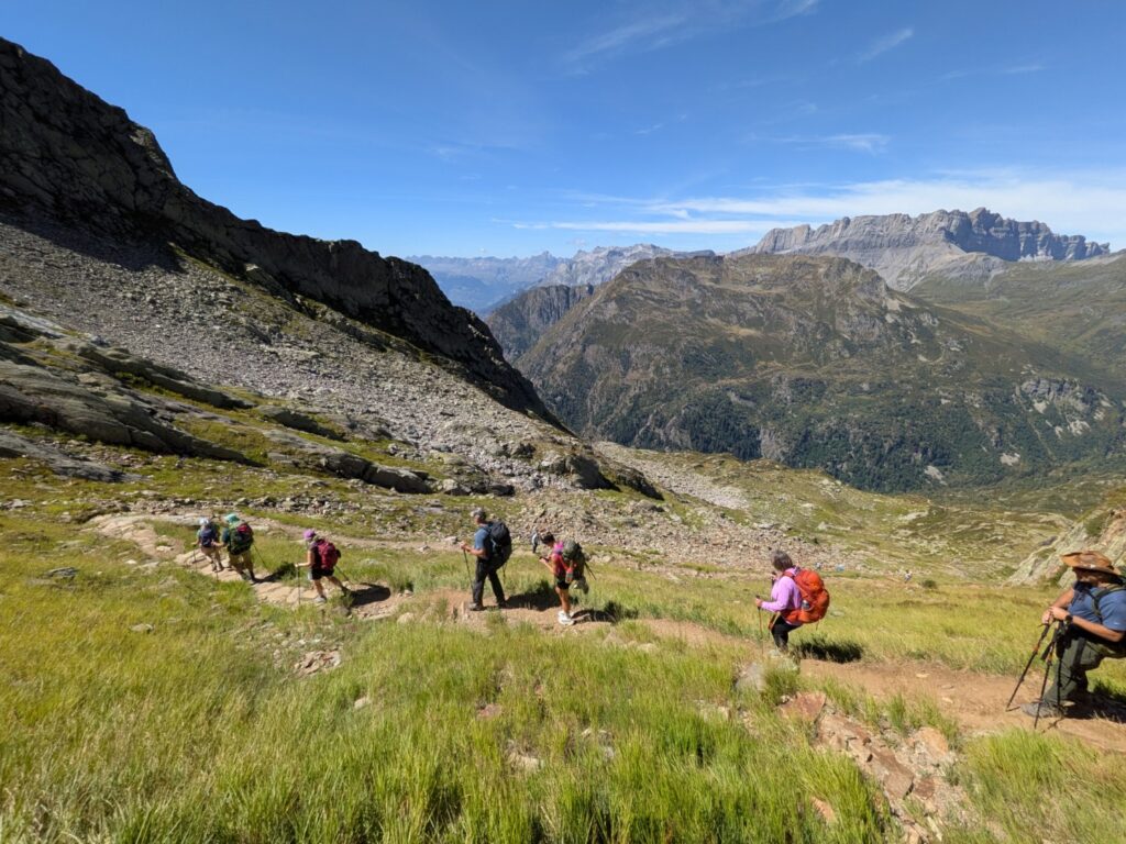 Hikers descending from the Col du Brevent